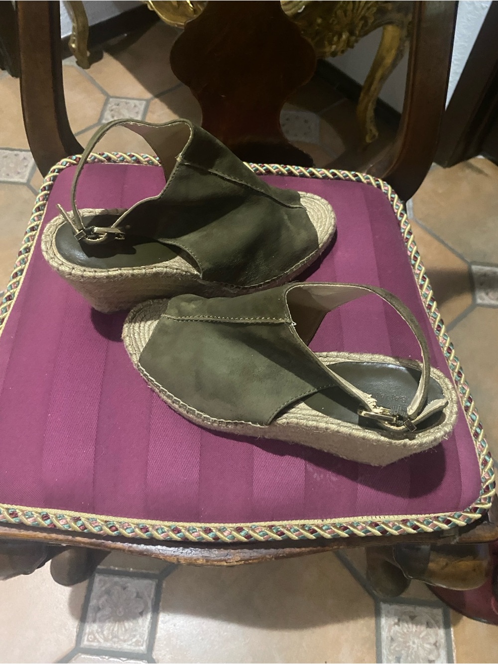 Banana Republic Olive Suede Espadrille Slingback Wedges